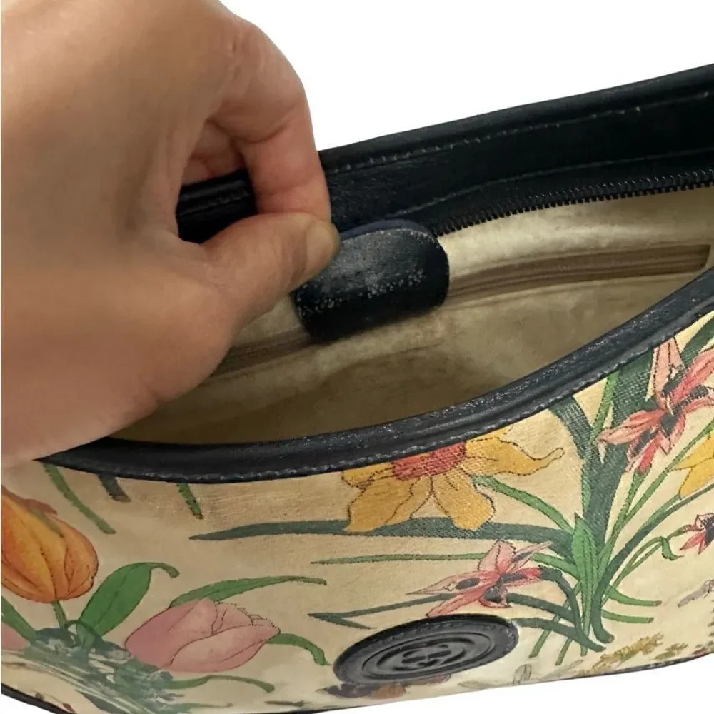 Gucci vintage floral crossbody black